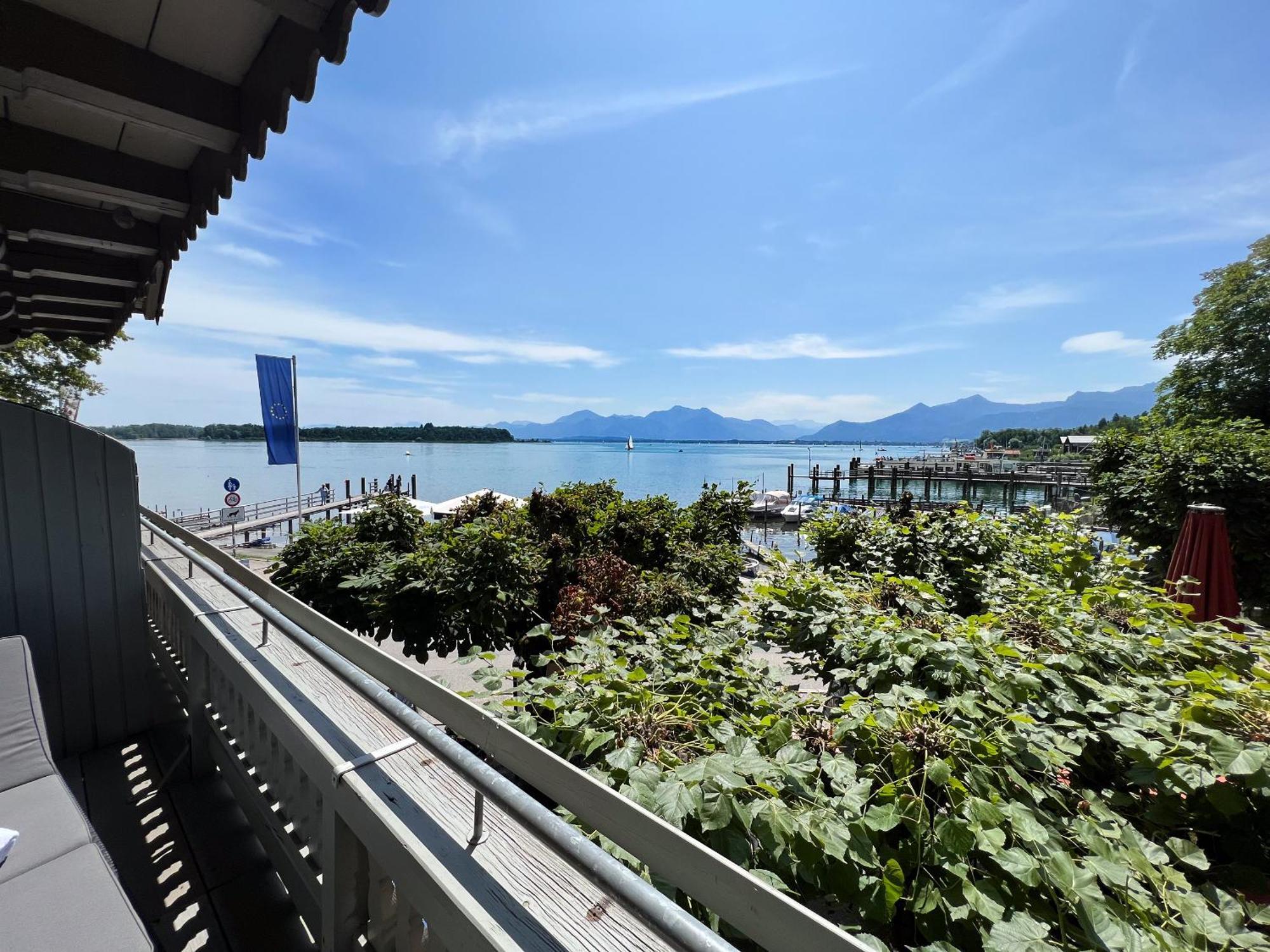 Sieben Zimmer Am See Prien am Chiemsee Exterior foto